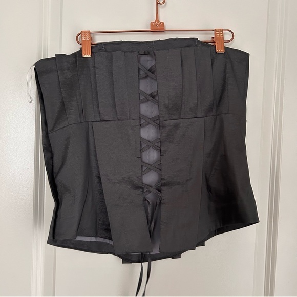 Revolve LPA grey strapless Delfina Corset Top in Charcoal - Picture 5 of 5